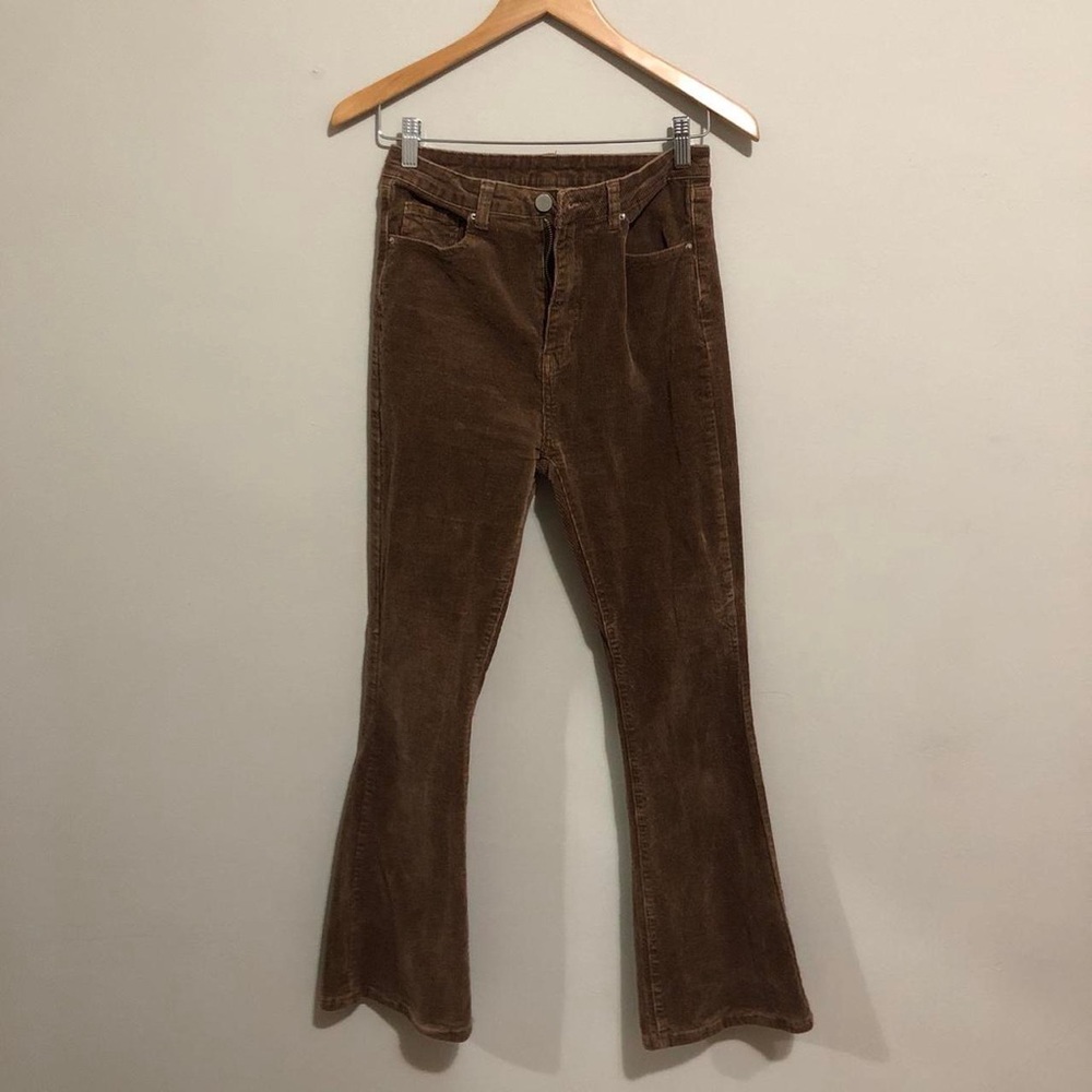Velvet late 90s inspired flare bottom brown pants 🤎